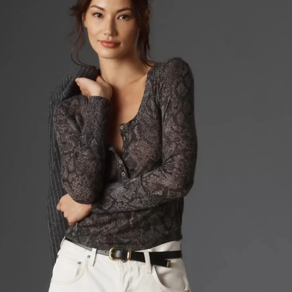Anthropologie Andie Ribbed Tissue Henley Top by Pilcro New With Tags Womens XS